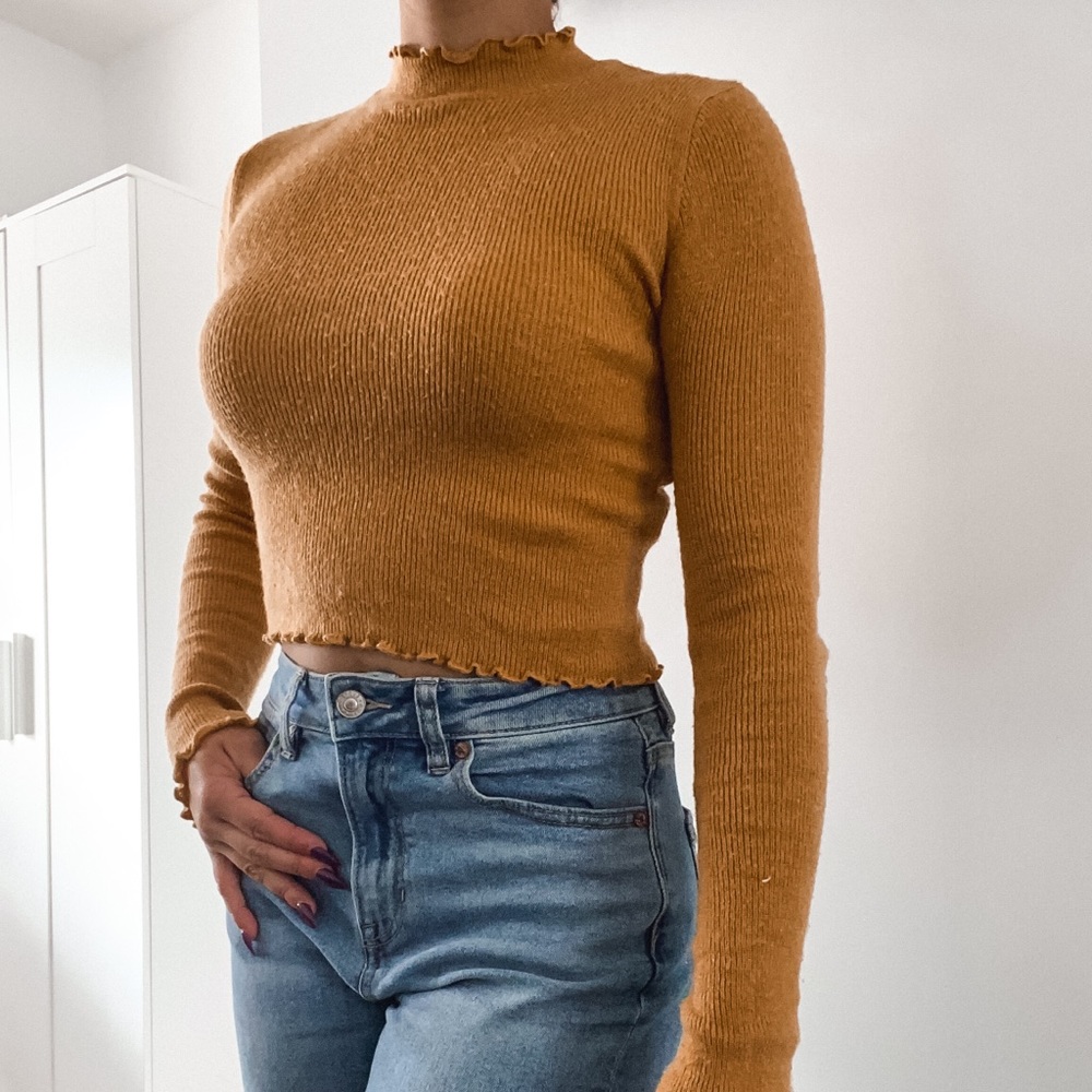 Mustard sweater